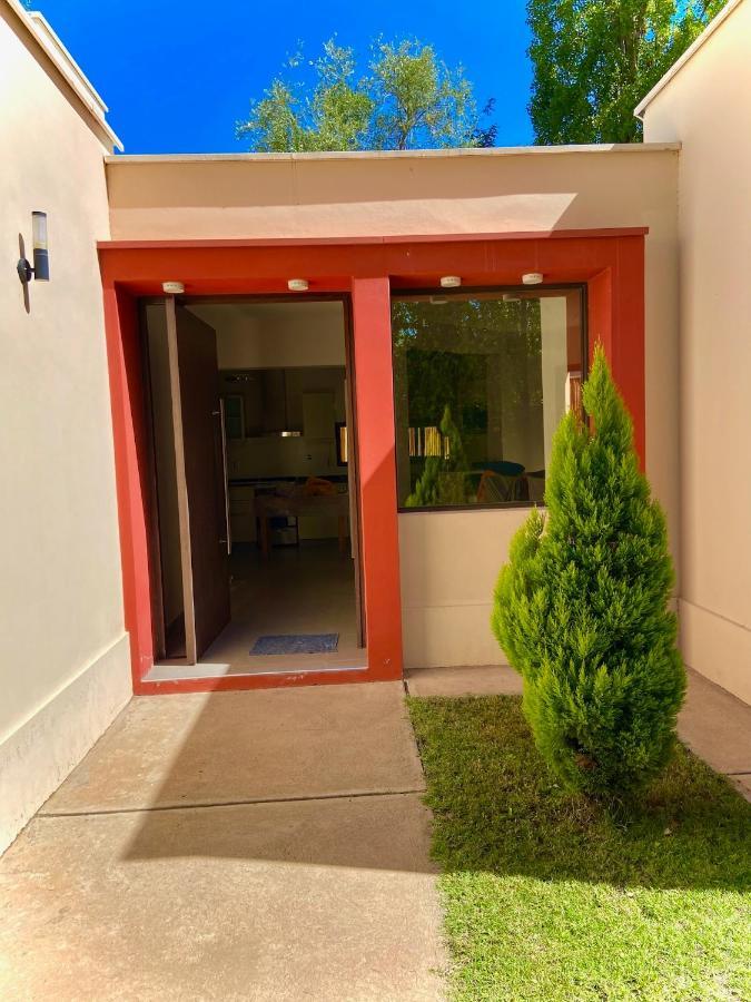 Encanto De Chacras- Moderna-A Metros De La Plaza تشاكراس دي كوريا المظهر الخارجي الصورة
